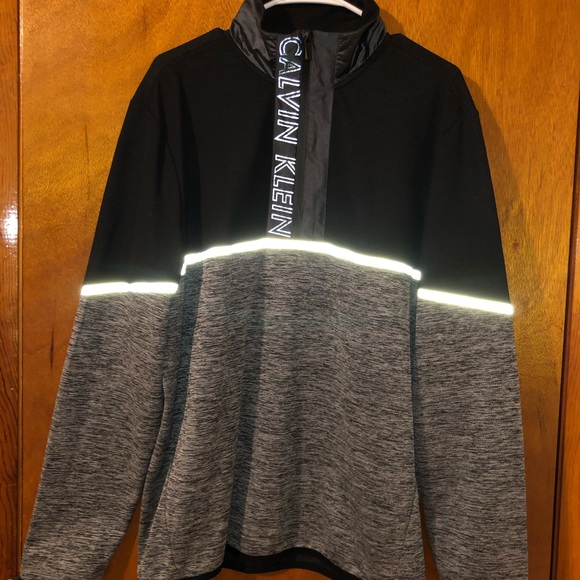 Calvin Klein 1/4 zip running pull over - Picture 1 of 4